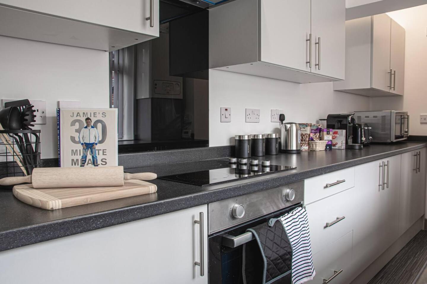 Flow Homes Stoke-on-Trent Esterno foto